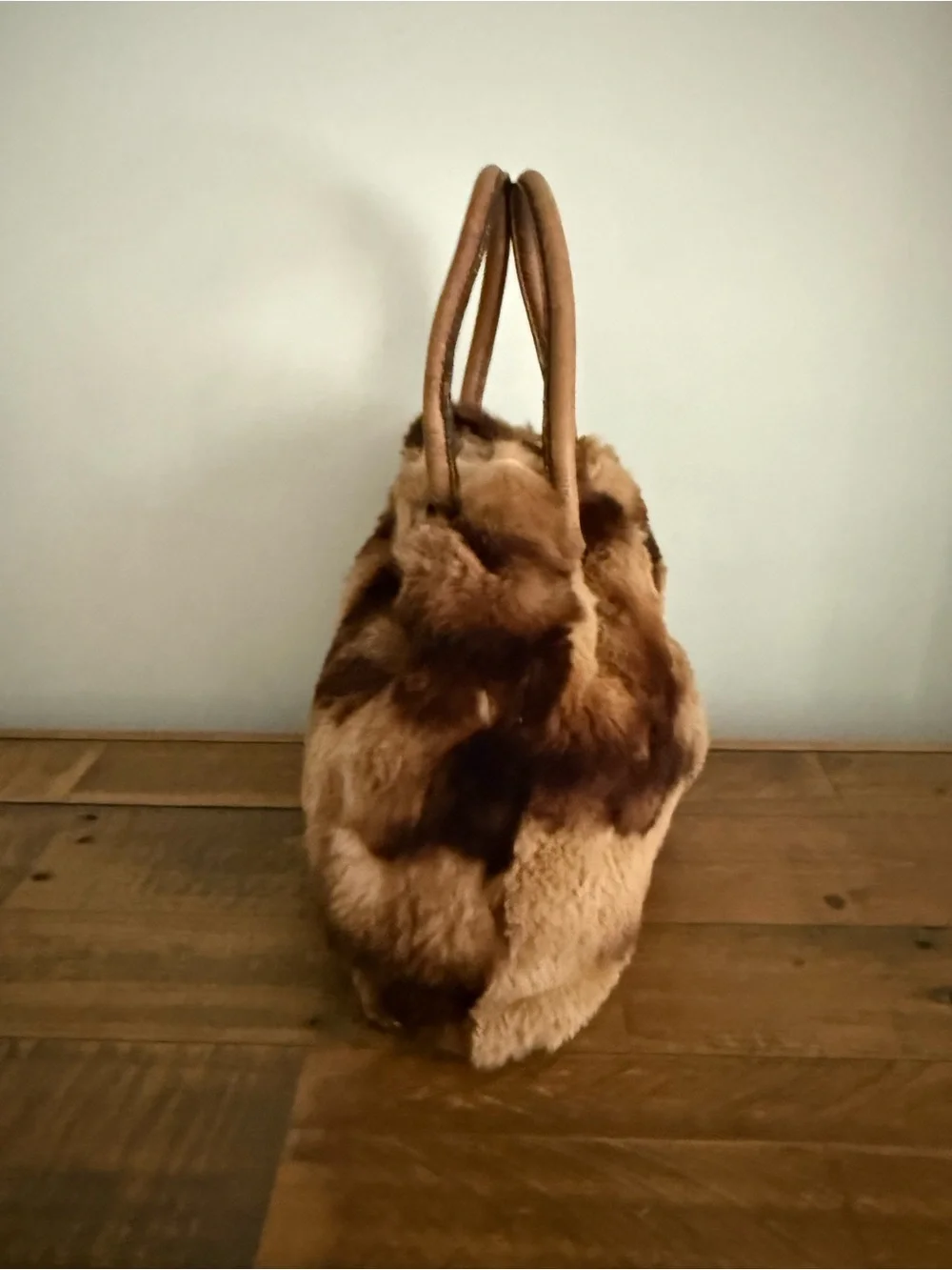 Hype Genuine Rabbit Fur Purse Leather Round